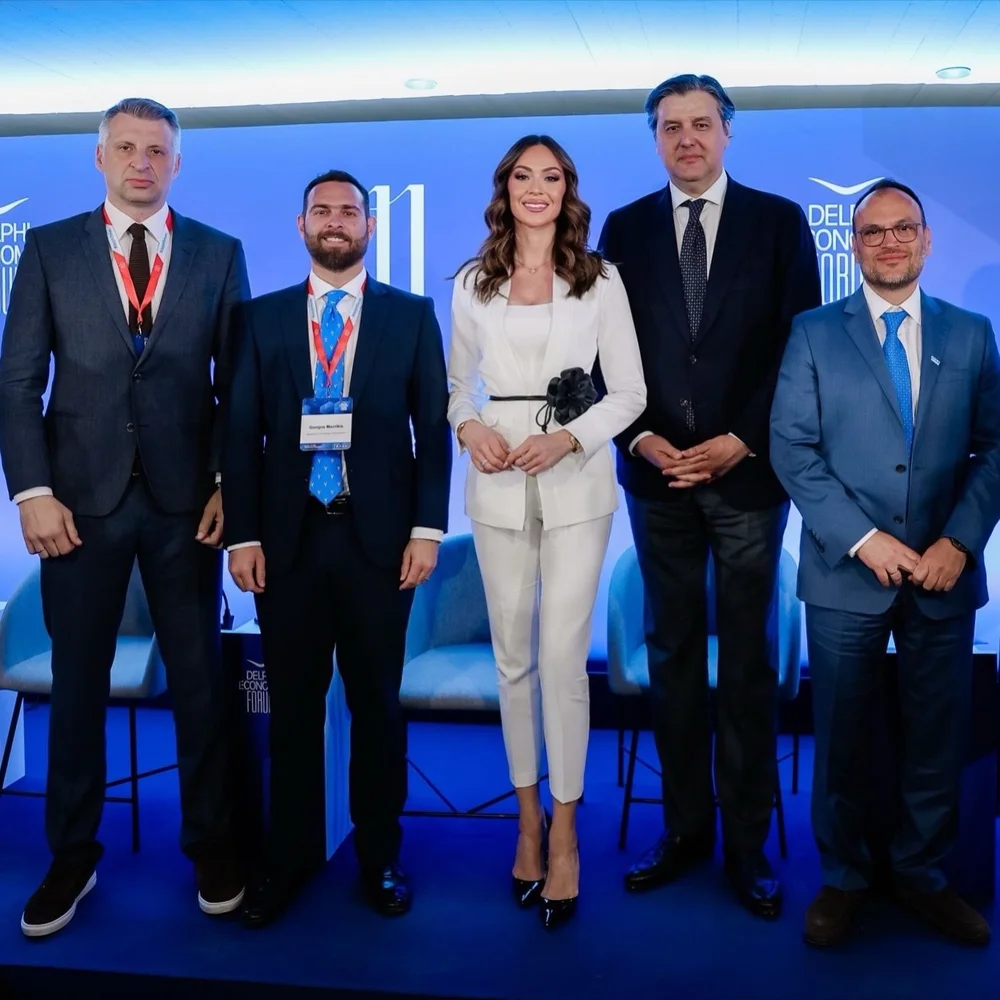 Speakers and moderator together at the Delphi Economic Forum